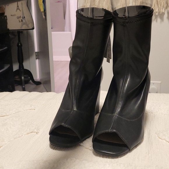 Zara peep toe booties NWT - Picture 2 of 4